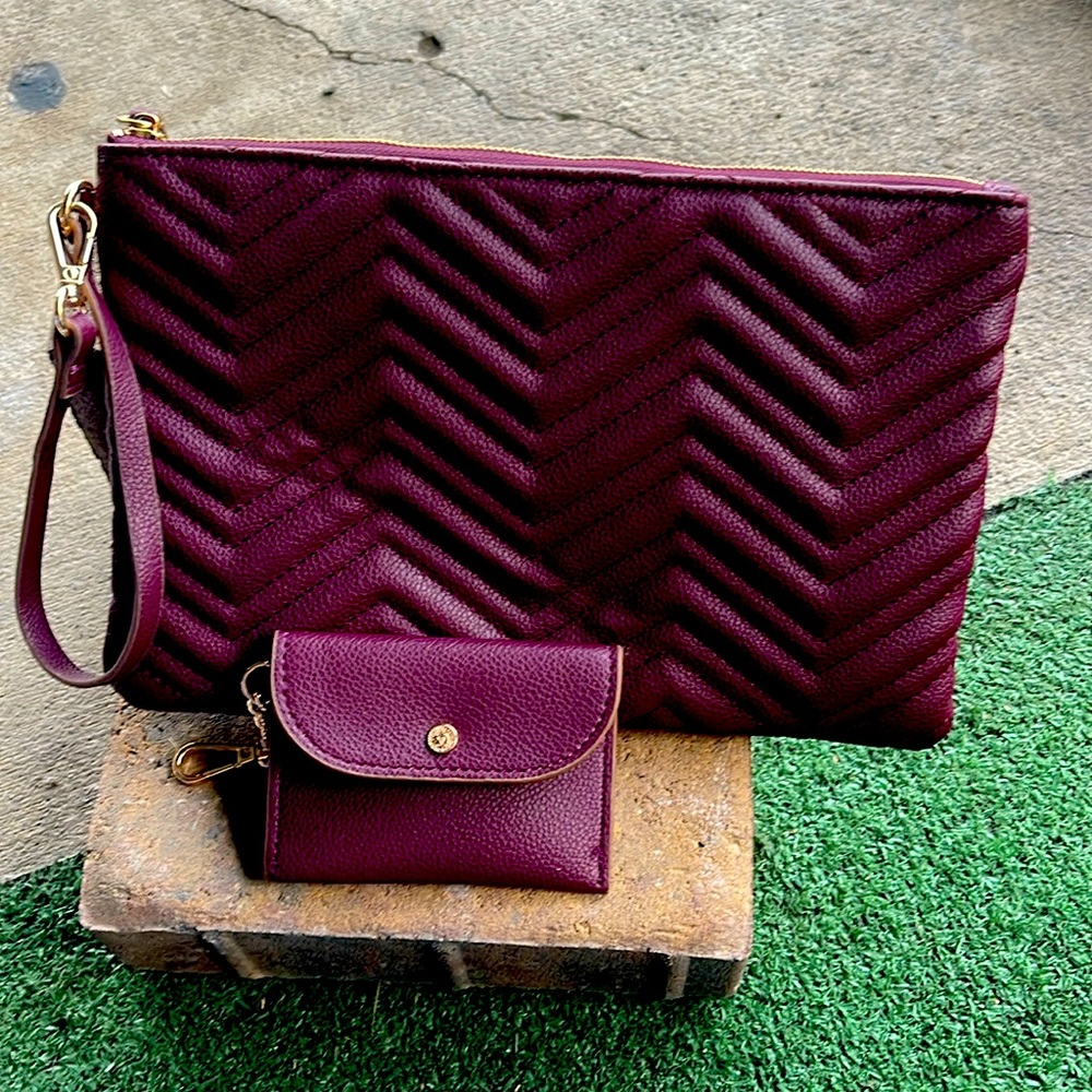 ANNE KLEIN